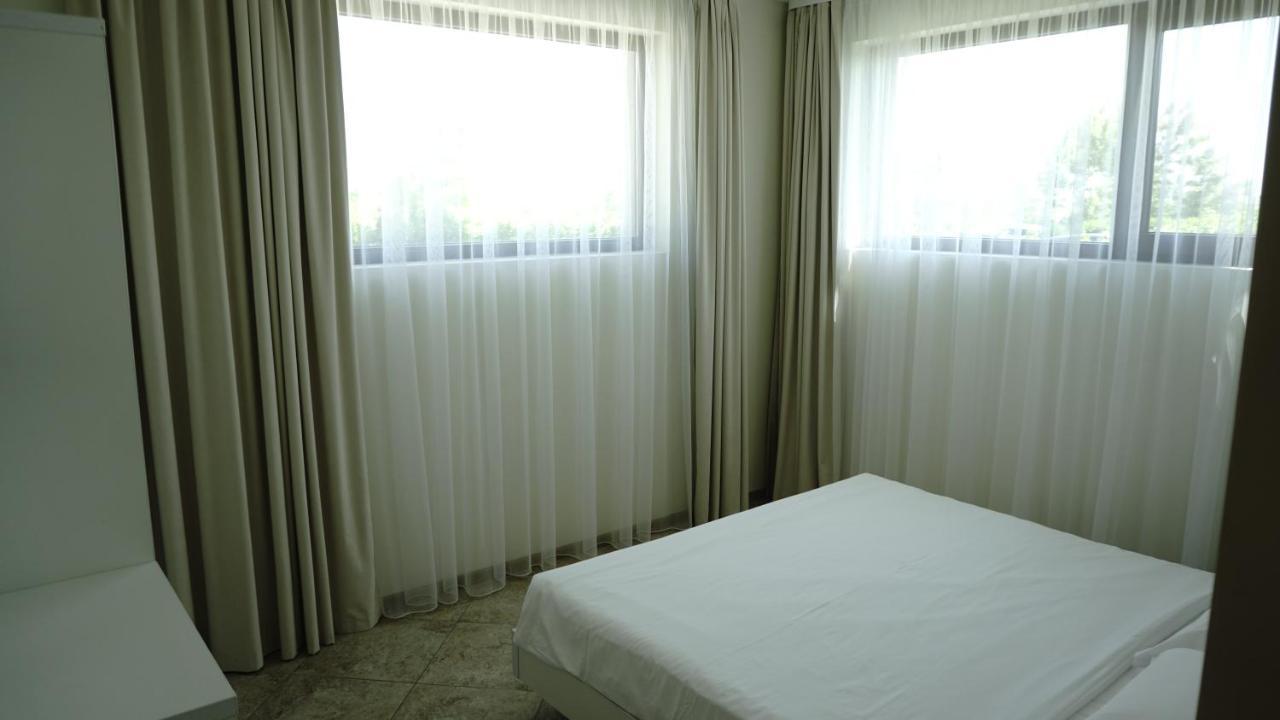 Calithea Complex Aparthotel Kavarna Exterior photo